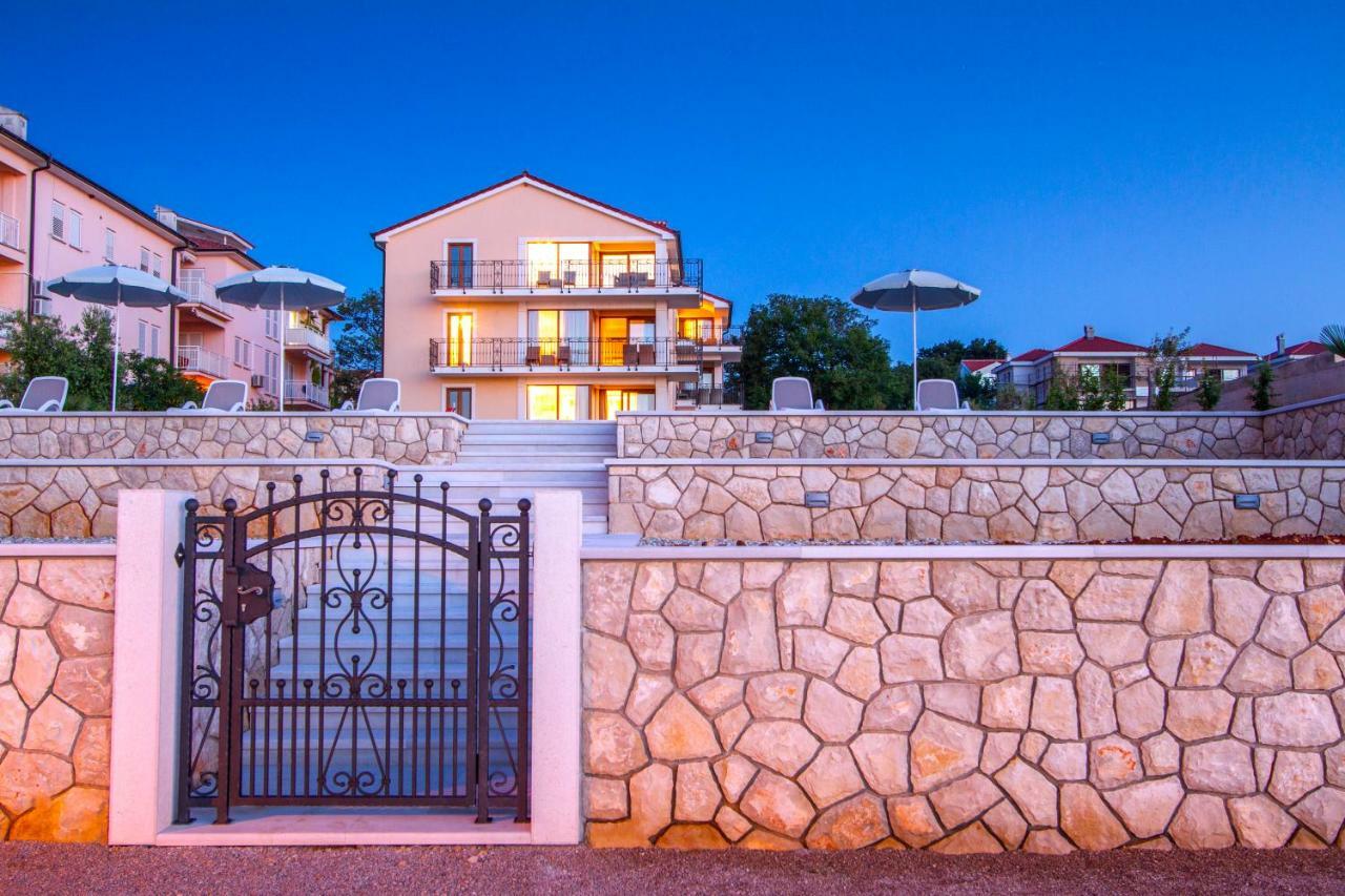 Luxury Apartments Villa Matea 1 Malinska Ngoại thất bức ảnh